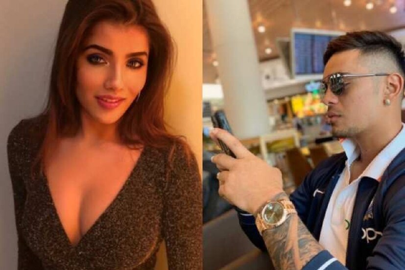 পেশায় মডেল অদিতি হুন্ডিয়ার (Aditi Hundia) সঙ্গে ভালবাসার সম্পর্ক রয়েছে ঈশান কিষাণের। এমনই শোনা যাচ্ছে গত কয়েক মাস ধরে। ফেমিনা মিস ইন্ডিয়া ফাইনালিস্ট ছিলেন অদিতি। 