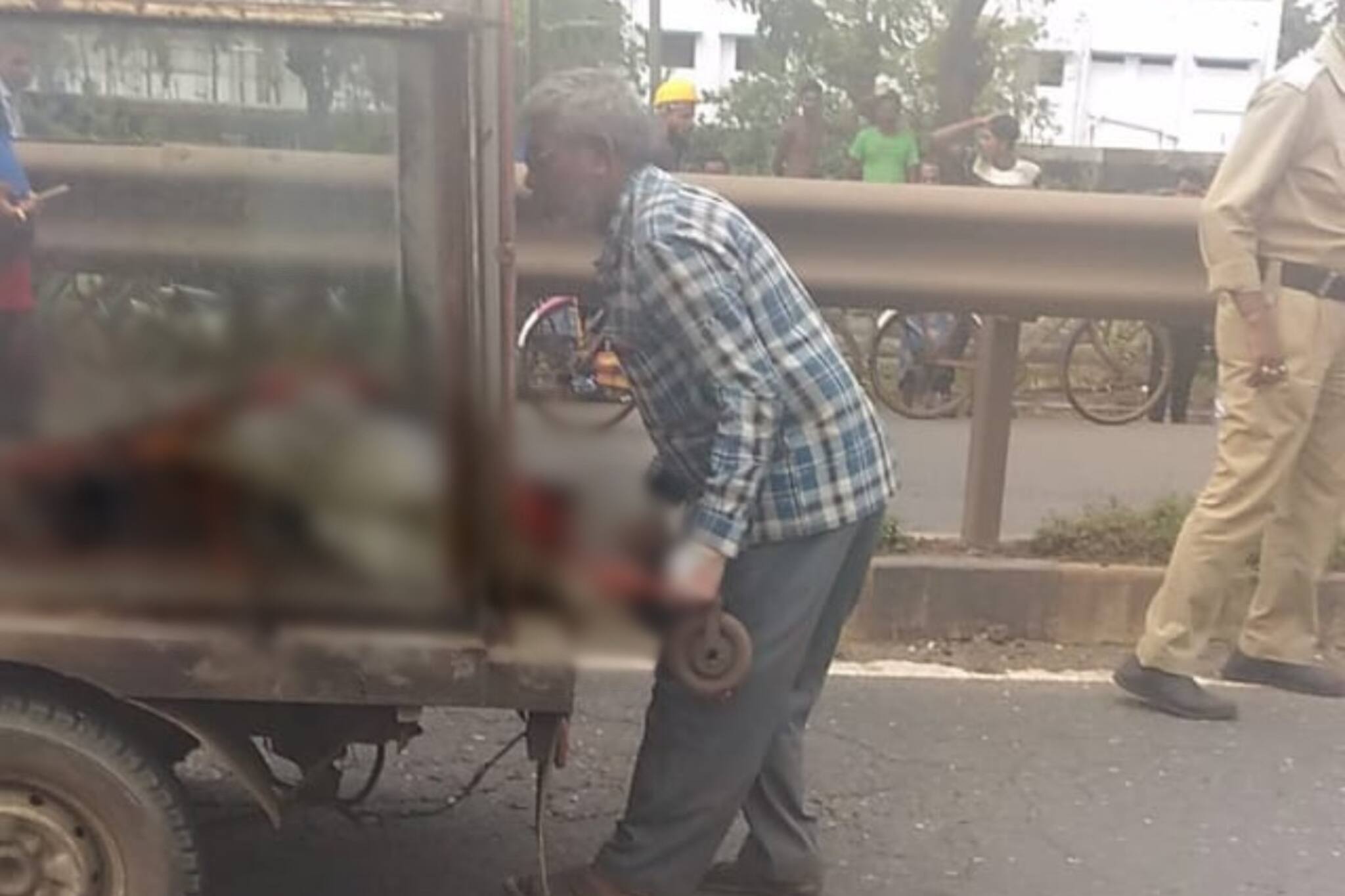 ভ্যাক্সিন দেওয়ার কাজ সেরে ফেরার পথে দুর্ঘটনা, মর্মান্তিক মৃত্যু স্বাস্থ্য কর্মীর