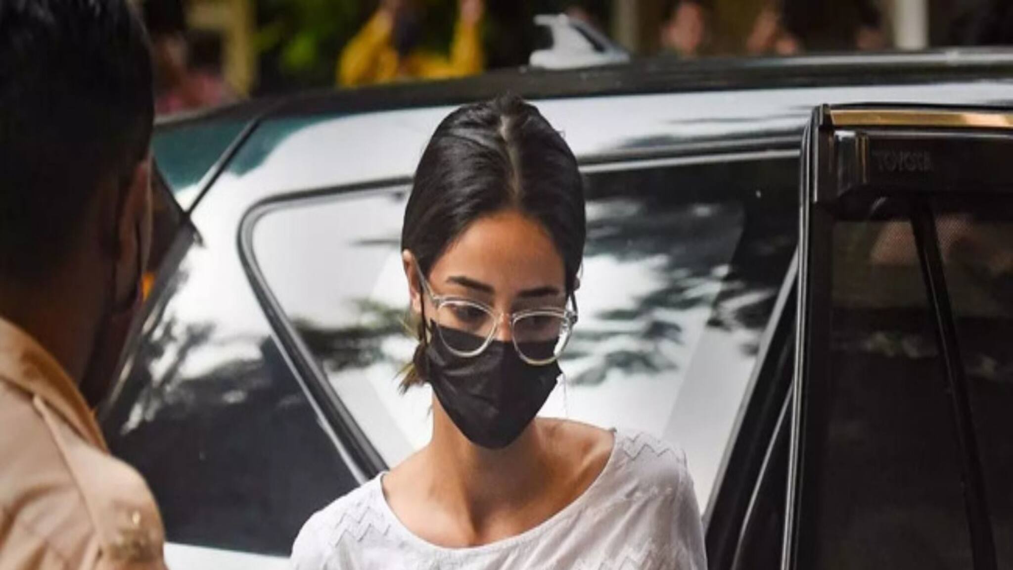 Ananya Pandey| Mumbai Drug Case: নজরে বলিউড! আজ ফের NCB জেরার মুখে অনন্যা পাণ্ডে, সাংবাদিক বৈঠকে কী বলবেন সমীর ওয়াংখেড়ে?