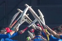 দেশের জার্সিতে জীবনের শেষ ইনিংস, 'গার্ড অফ অনার'-এ সম্মানিত আফগান তারকা দেশের জার্সিতে জীবনের শেষ ইনিংস, 'গার্ড অফ অনার'-এ সম্মানিত আফগান তারকা