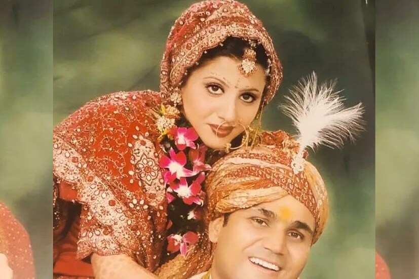 এদিন আরতি সেহওয়াগ স্বামীকে জন্মদিনের শুভেচ্ছা জানিয়েছেন। সোশ্যাল মিডিয়ায় তিনি লিখেছেন, অনেকের জীবন বদলে দিয়েছ। পরিবারের সবাই তোমার জন্য গর্ববোধ করে। অত্যন্ত পরিশ্রমী একজন মানুষকে জন্মদিনের শুভেচ্ছা। 