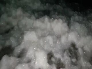 রাস্তায় ফেনা! (প্রতীকী ছবি)
