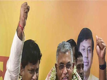 বিড়ম্বনায় বিজেপি