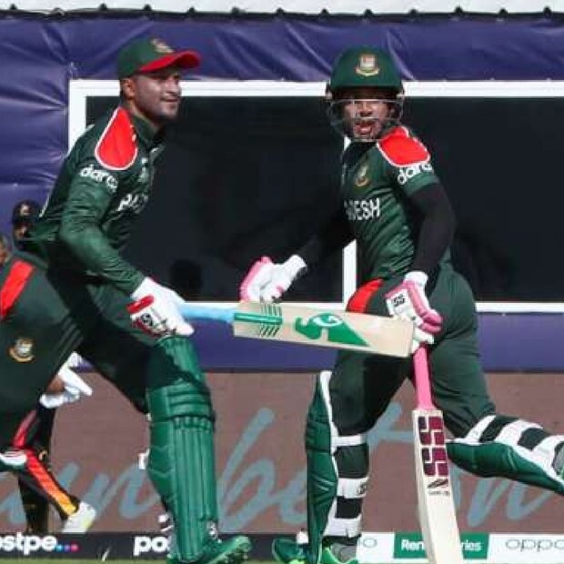 সাকিবের পরে রয়েছেন মহম্মদ নবি। তাঁর রেটিং পয়েন্ট ২৭৫। এদিকে, বিরাট কোহলিকে টপকে গেলেন পাকিস্তানের মহম্মদ রিজওয়ান। কোহলি এখন টি-২০ ব্যাটসম্যানদের তালিকায় পাঁচে। রিজওয়ান চারে। ডেভিড মালান একে। বাবর আজম দুইয়ে।