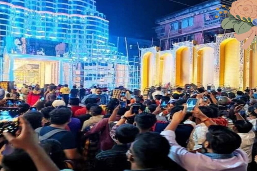 শনিবার যা ছিল ৪৪৩ জন। পুজোর পরে আক্রান্ত বৃদ্ধি শতাংশের নিরিখে ৪০.৮৬ শতাংশের মতো। মোট আক্রান্তের সংখ্যা ১৫ লক্ষ ৮০ হাজার ৫৩০ জন। রাজ্যে করোনা সংক্রমণে মৃতের সংখ্যা বেড়ে হয়েছে ১৮, ৯৭৭। এদিন মৃত্যু হয়েছে ১৪ জনের। শনিবার এই সংখ্যাটা ছিল ১০।