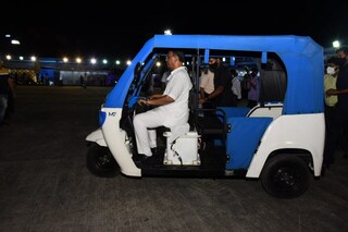 আসছে ই অটো