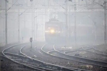 Weather Update North Bengal: বৃষ্টি থামতেই ঘন কুয়াশায় চাদর, শীতের অনুভূতি শুরু Weather Update North Bengal: বৃষ্টি থামতেই ঘন কুয়াশায় চাদর, শীতের অনুভূতি শুরু