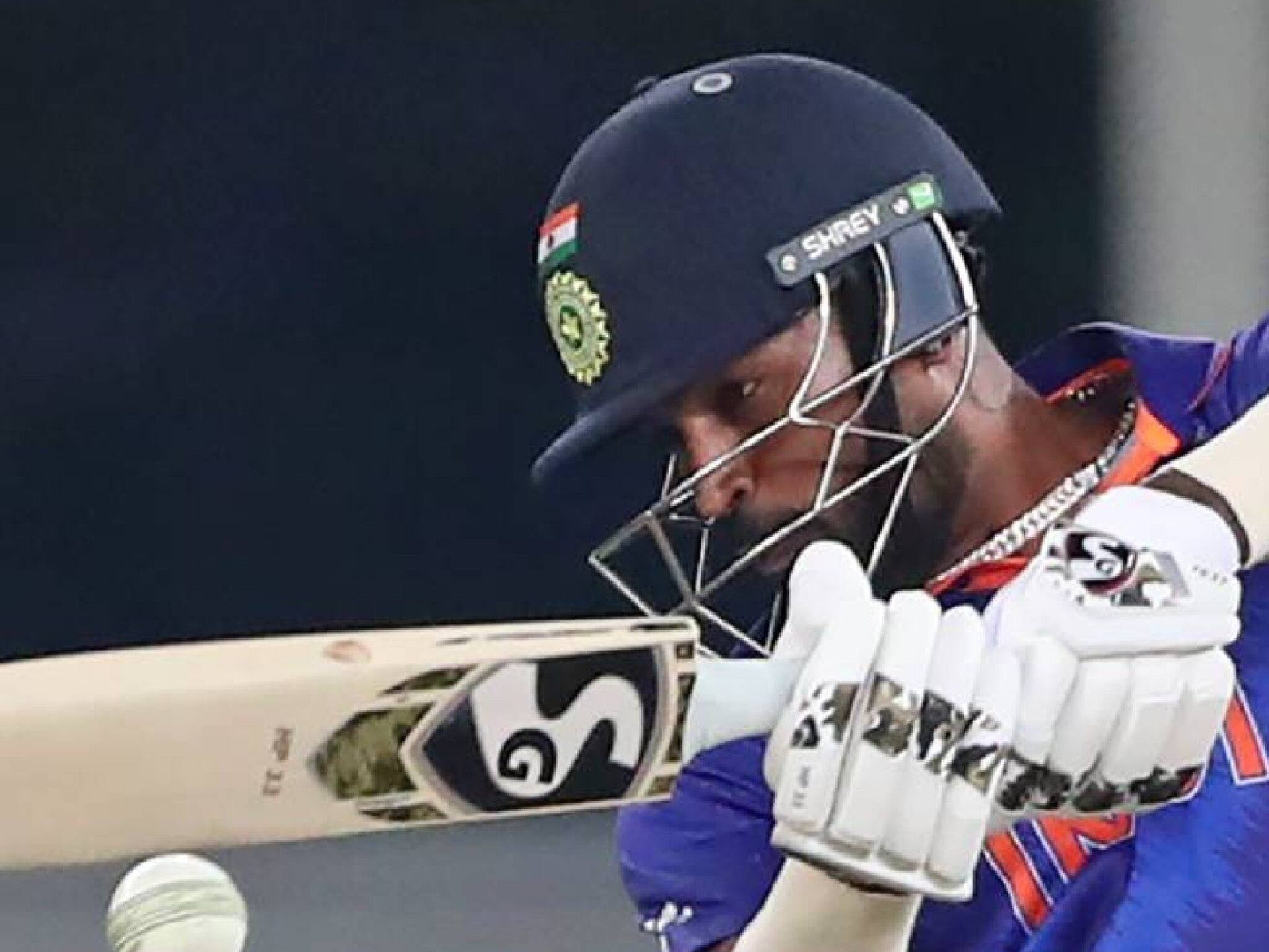 Hardik Pandya Injury Vs Pakistan: কাঁধে চোট, স্ক্যান করতে পাঠানো হল পান্ডিয়াকে, বিশ্বকাপ থেকে কি ছিটকে গেলেন?