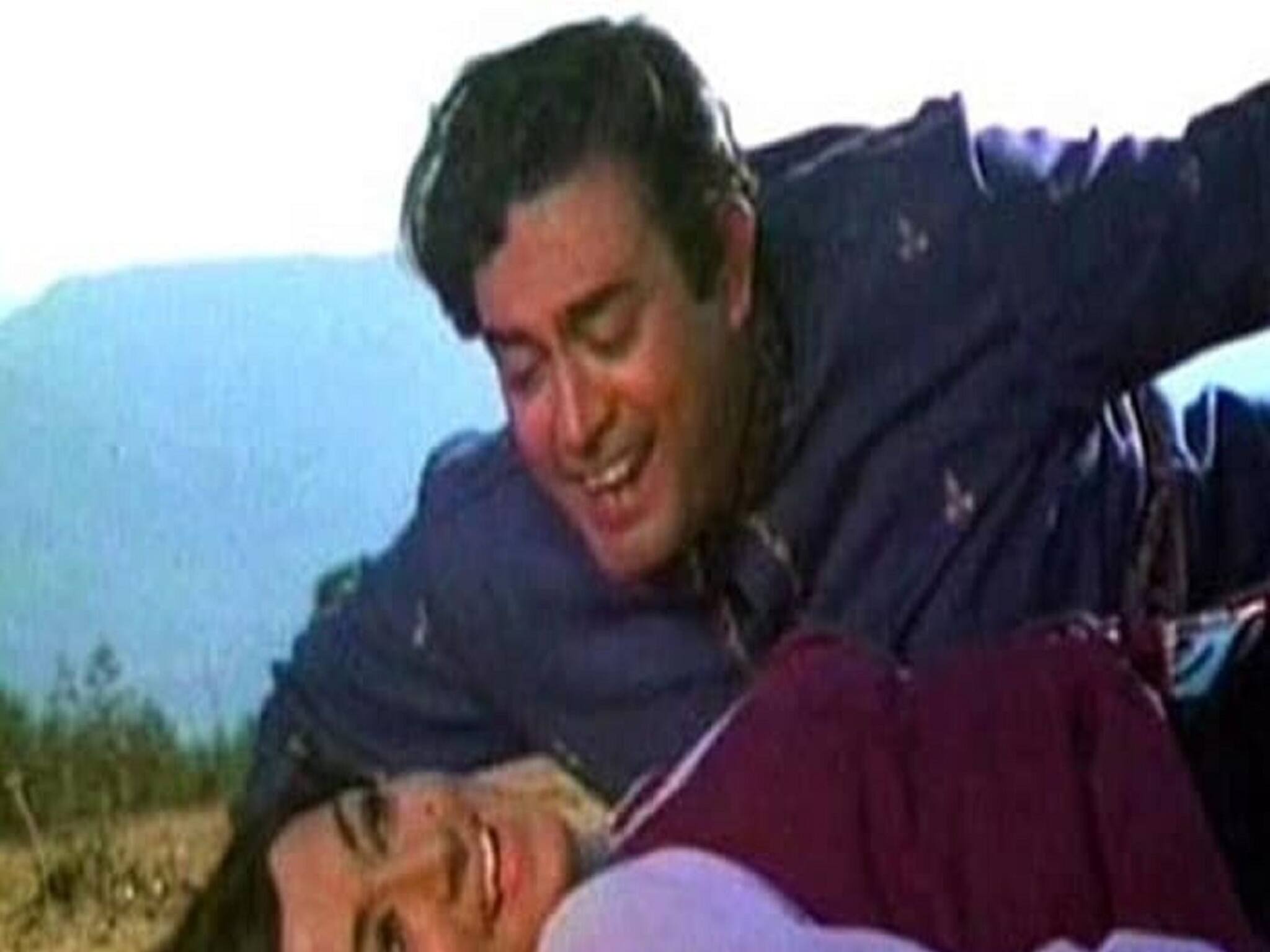 হেমা মালিনীর প্রেমে রাতের ঘুম উড়ে ছিল Sanjeev Kumar-এর, প্রত্যাখ্যান করেছিলেন এই অভিনেত্রীর প্রেমের প্রস্তাব, বুকে যন্ত্রণা চেপে চিরকুমার থাকলেন