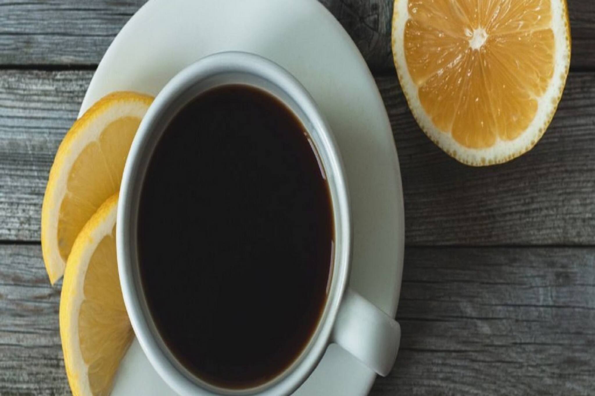 কফির সঙ্গে লেবুর রস মিশিয়ে পান করলে কমবে ওজন! এই দাবি কতটা সঠিক