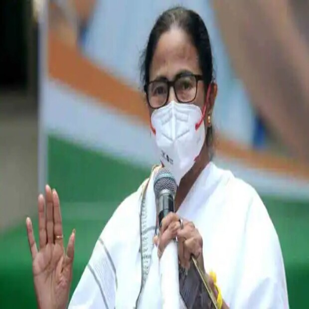 সেইসঙ্গে সোমবার মুখ্যমন্ত্রী বলেন, অনেক হাসপাতাল সাস্থ্য সাথী কার্ড 'নেগলেক্ট' করছে। যারা করছে তাদের চিহ্নিত করে ব্যবস্থা নেওয়া হবে। এমনকি প্রয়োজনে লাইসেন্স বাতিল করাও হতে পারে।