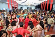 ছাতিমের গন্ধ, আর ঝালমুড়ি! পুজোয় ক্যালিফোর্নিয়া প্রবাসীর নস্ট্যালজিয়া ট্রিপ...