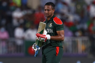 বিশ্বকাপে বিশ্বরেকর্ড সাকিবের, নতুন ইতিহাস লিখলেন বাংলাদেশের অলরাউন্ডার