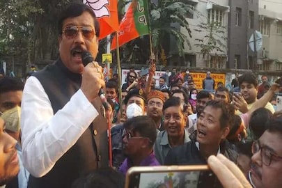 সব্যসাচীর তৃণমূল-যোগে বিড়ম্বনায় বিজেপি