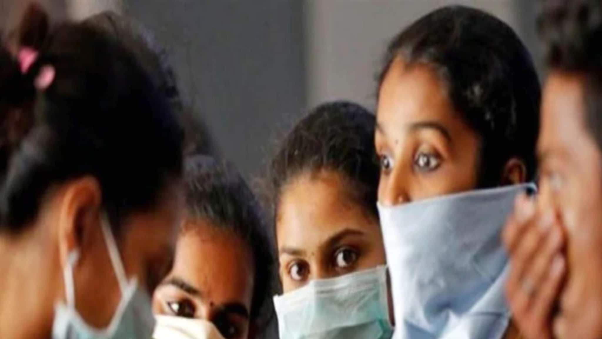 WB School Reopening: কোভিড আবহে কীভাবে খোলা হবে স্কুল? কীভাবে হবে ক্লাস? কী থাকছে গাইডলাইনে...