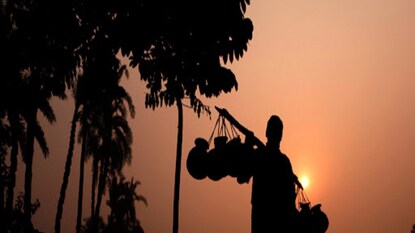 আগামী কয়েকদিন মধ্যপ্রদেশ রাজস্থানে তাপমাত্রা বাড়বে। তিন ডিগ্রি পর্যন্ত তাপমাত্রা বাড়তে পারে। ভারী থেকে অতি ভারী বৃষ্টি হবে তামিলনাডু পন্ডিচেরি করাইকাল অন্ধ্রপ্রদেশ কর্ণাটক মহারাষ্ট্র গোয়া ও কঙ্কনে। আগামী কয়েকদিন মধ্যপ্রদেশ রাজস্থানে তাপমাত্রা বাড়বে। তিন ডিগ্রি পর্যন্ত তাপমাত্রা বাড়তে পারে। ভারী থেকে অতি ভারী বৃষ্টি হবে তামিলনাডু পন্ডিচেরি করাইকাল অন্ধ্রপ্রদেশ কর্ণাটক মহারাষ্ট্র গোয়া ও কঙ্কনে।