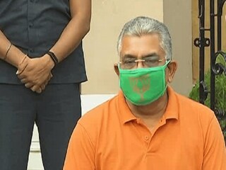 হঠাৎই শৈশবে ফিরে গেলেন দিলীপ ঘোষ! যে ভূমিকায় দেখা গেল, অবাক সকলে...