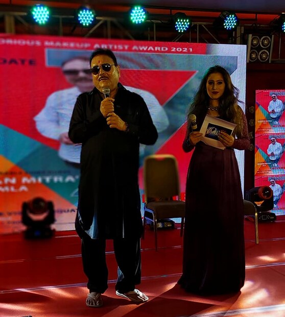 পশ্চিমবঙ্গের নানান প্রান্ত থেকে আসা নতুন ও অভিজ্ঞ রূপসজ্জা শিল্পী বা মেকআপ শিল্পীদের এক প্রতিযোগিতা, যেখানে বহু মডেল তাদেরই কল্পনায় ও প্রসাধনে সেজে উঠবেন নানান রূপে। বিচারকের আসনে উপস্থিত ছিলেন অভিনেত্রী তৃণা সাহা, মিস ইউনিভার্স ইন্ডিয়া উষসী সেনগুপ্ত, রূপসজ্জা শিল্পী সুরজিৎ দত্ত ও অমিত কর্মকার।