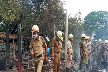 তপসিয়ার বস্তিতে ভয়াবহ আগুন-আতঙ্ক, পুড়ে ছাই বহু ঘর! ঘটনাস্থলে দমকলের ৭টি ইঞ্জিন