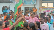 উলুবেড়িয়ায় কয়েক হাজার বিজেপি নেতা-কর্মীর যোগদান তৃণমূলে