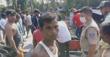 পথ দুর্ঘটনা থেকে বিজেপির বিক্ষোভ, সেরা খবরগুলি একনজরে পথ দুর্ঘটনা থেকে বিজেপির বিক্ষোভ, সেরা খবরগুলি একনজরে