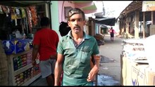 ভিক্ষা না করে ভ্যান চালিয়ে রোজগার করেন শারীরিক প্রতিবন্ধী উত্তম মল্লিক