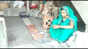 চায়না লাইট ও তেলের দামবৃদ্ধিতে আলোর উৎসবে অন্ধকারের ছায়া হাওড়ার প্রদীপ শিল্পীদের ঘরে