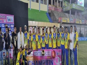 Winner team of cricket tournanment get 1.5 lakh rupees
