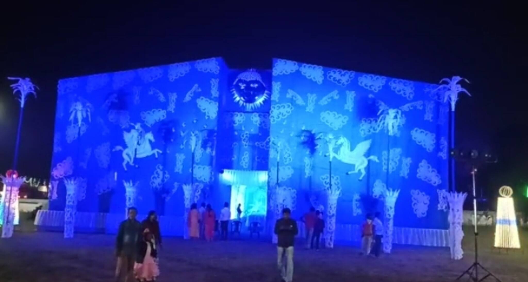 দুর্গাপুরের কালীপপুজো, কোথাও থিম 'স্বপ্নের জগৎ', কোথাও আবার সহজ পাঠের 'হাট'