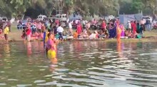 ছটপুজোকে কেন্দ্র করে জেলাজুড়ে উৎসবের আমেজ, ছট ঘাটগুলিতে মানুষের ভিড়