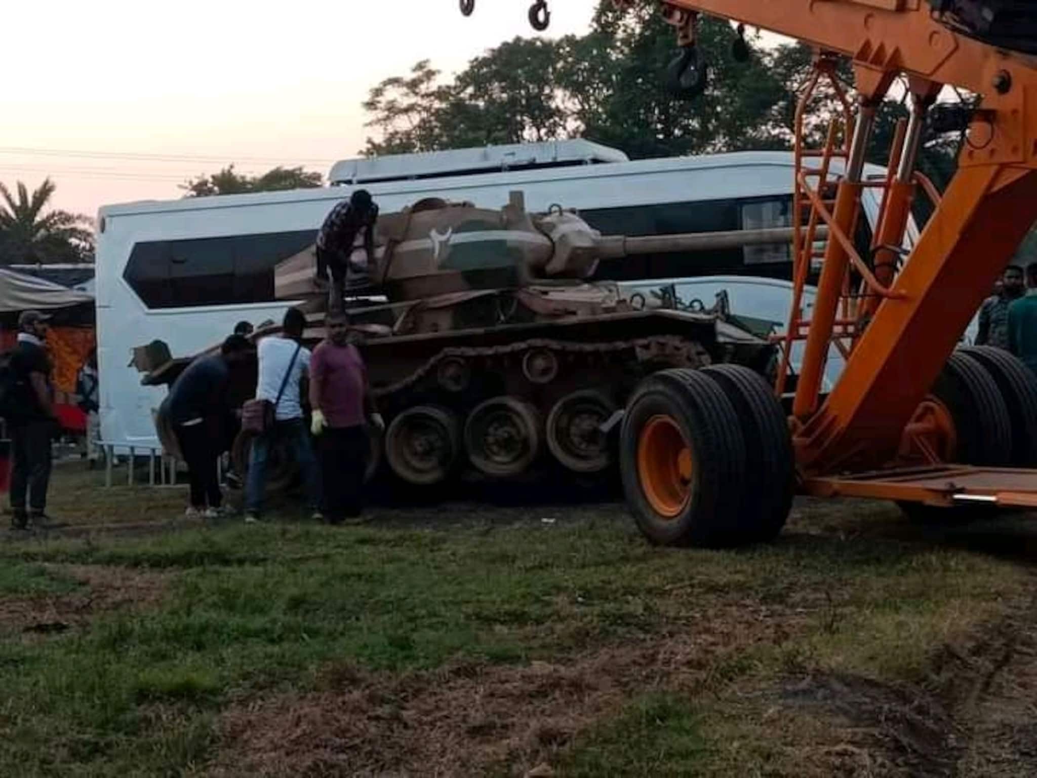 Bangla News|| সামরিক ট্যাংক দাপাচ্ছে দুর্গাপুরের মাটি, বলিউড সিনেমার সেট ঘিরে উৎসাহ তুঙ্গে