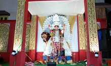 ২৩তম বর্ষে শিলিগুড়ির আশ্রমপাড়ার জগদ্ধাত্রী পুজো, দেখুন... ২৩তম বর্ষে শিলিগুড়ির আশ্রমপাড়ার জগদ্ধাত্রী পুজো, দেখুন...