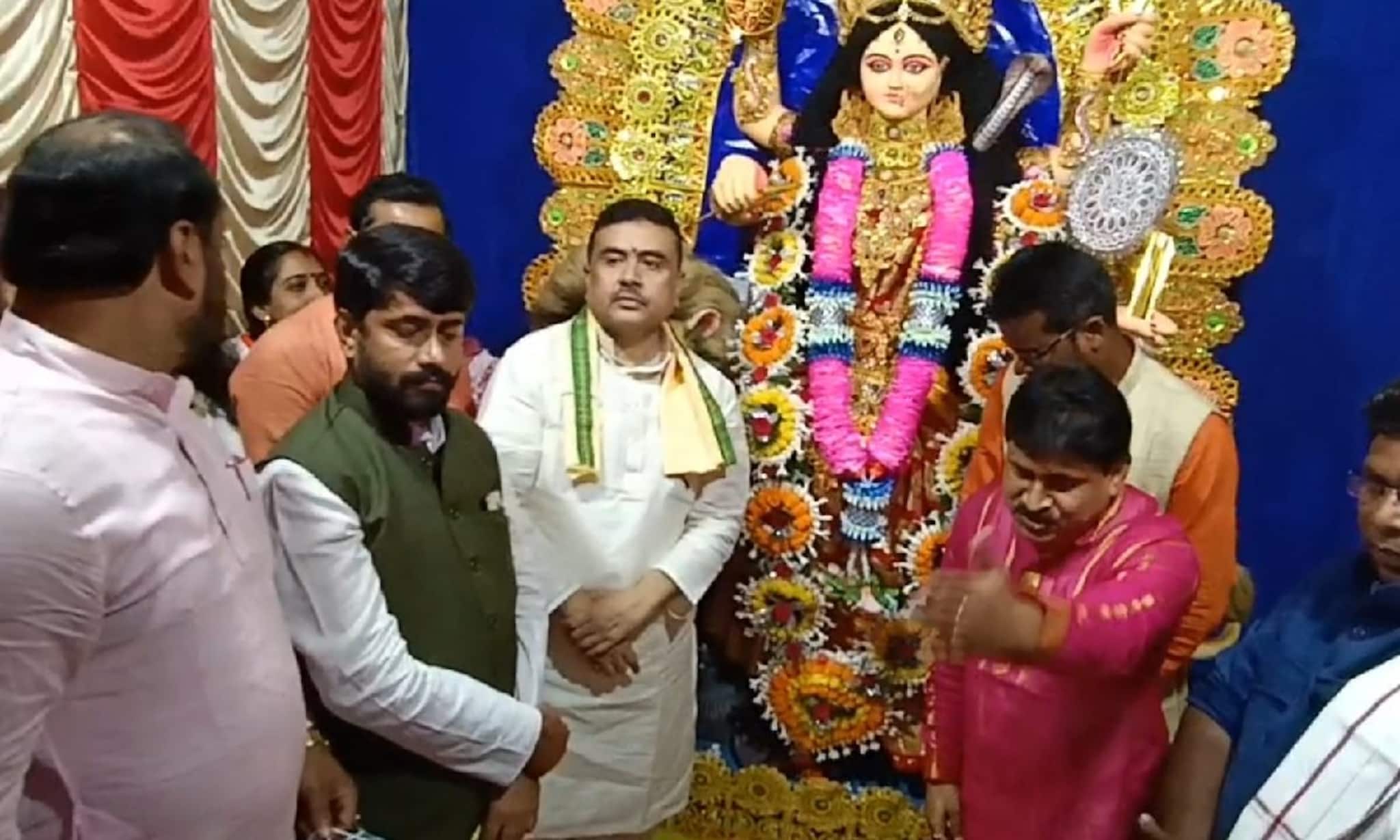 জগদ্ধাত্রী পুজোর উদ্বোধনে শুভেন্দু অধিকারী