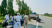 জাতীয় সড়কে দুই গাড়ির সংঘর্ষে গুরুতর আহত দুই জাতীয় সড়কে দুই গাড়ির সংঘর্ষে গুরুতর আহত দুই