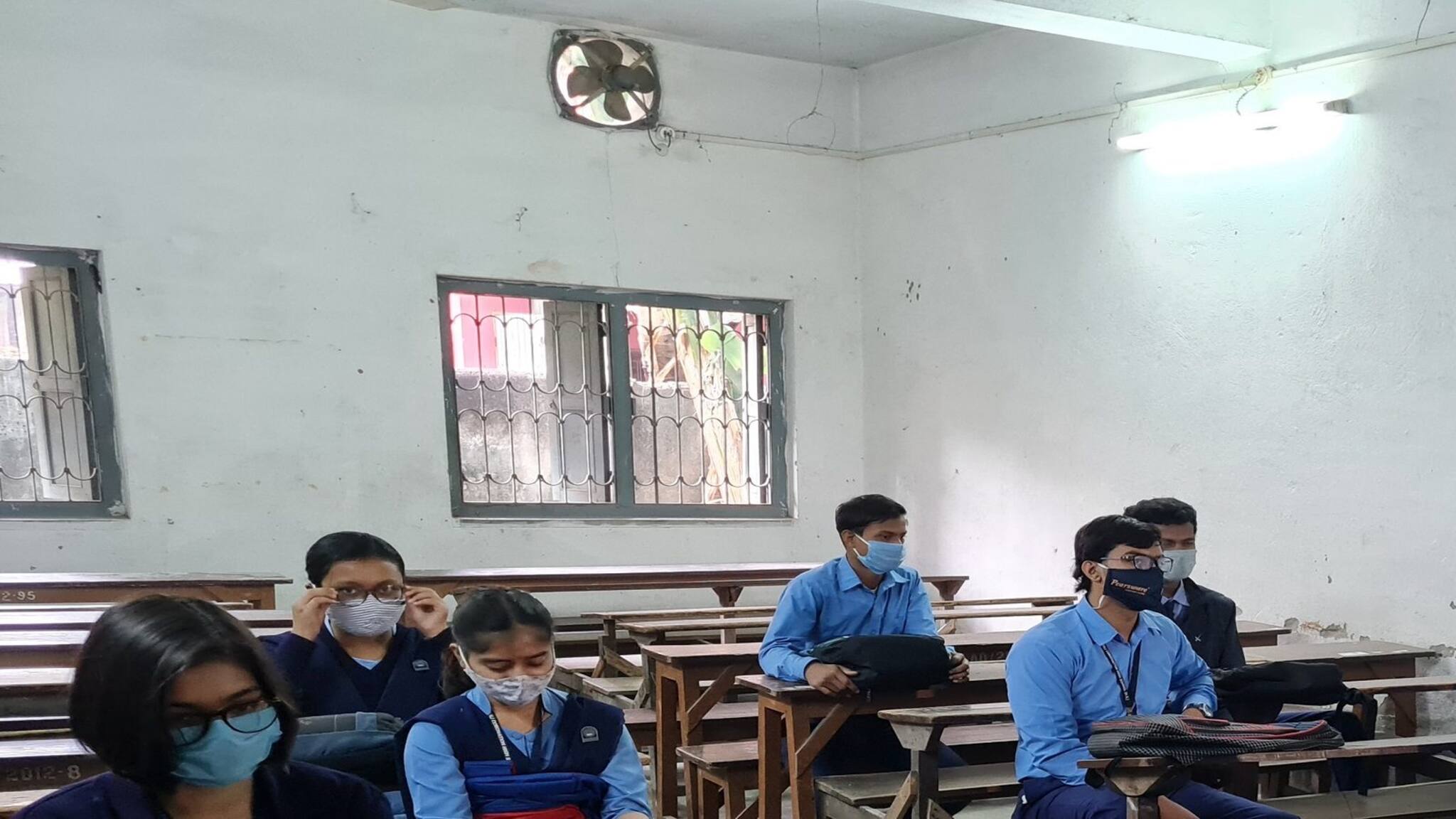 West Bengal School Guidelines: ঘরে বসেই পরীক্ষা প্রথম থেকে নবম শ্রেণী পর্যন্ত ছাত্র-ছাত্রীদের, আর কী কী নির্দেশ ? জানুন বিস্তারিত