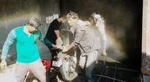 শিলিগুড়িতে ভয়াবহ অগ্নিকাণ্ডে ভস্মীভূত বাইক সার্ভিস সেন্টার শিলিগুড়িতে ভয়াবহ অগ্নিকাণ্ডে ভস্মীভূত বাইক সার্ভিস সেন্টার