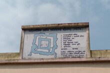 রাসযাত্রা হলেও, বন্ধ মেলা হতাশ ব্যবসায়ীরা