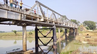 রনগ্রাম ব্রিজ এখন চালু অপেক্ষায় 