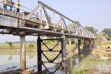 সোমবার থেকে চালু হচ্ছে রণগ্রাম ব্রিজের উপর দিয়ে যাত্রী শূন্য করে বাস পরিষেবা। 