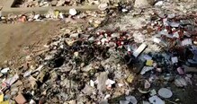 ডোমকলে বিডিও অফিস চত্বরে সরকারী ঔষধ পড়ে রয়েছে আর্বজনায় ডোমকলে বিডিও অফিস চত্বরে সরকারী ঔষধ পড়ে রয়েছে আর্বজনায়