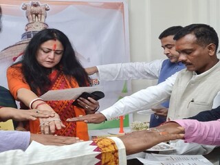 নিজস্ব চিত্র