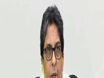 আলাপন বন্দ্যোপাধ্যায়৷ 