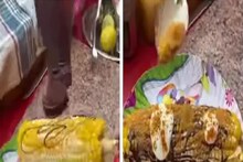 চকোলেট সস আর ক্রিম মাখা গরম গরম ভুট্টা জিভে নাকি জল আনছে! দেখুন ভাইরাল ভিডিও