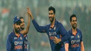 ইডেনে ভারতের জয়ের পর টিম ইন্ডিয়ার সেলিব্রেশন