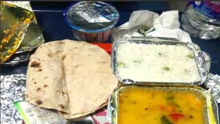 ভারতীয় রেলে ফিরছে পরিচিত মেনু৷ 