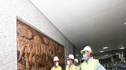 শিয়ালদহে মেট্রোর চূড়ান্ত প্রস্তুতি। শিয়ালদহে মেট্রোর চূড়ান্ত প্রস্তুতি।