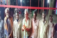 নেতা-মন্ত্রী নন, পুজো উদ্ধোধন কৃষকদের হাতে! চমকে দিল মালদহ