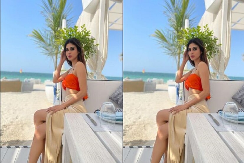 মৌনি রায় ও মন্দিরা বেদী (Mandira Bedi) অত্যন্ত ভাল বন্ধু মাঝে মধ্যেই তাঁদের একে অপরের সঙ্গে দেখতে পাওয়া যায় ৷ ছবি সৌজন্যে ইনস্টাগ্রাম ৷