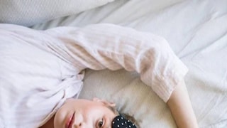 তবে এটি কোনও অসুখ নয়। তাই এটিকে নিয়ে
কোনওরকম চিন্তাভাবনা করারও দরকার নেই।
