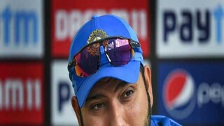  Rohit Sharma slapped Mohammed Siraj in dug out- Photo-PTI 